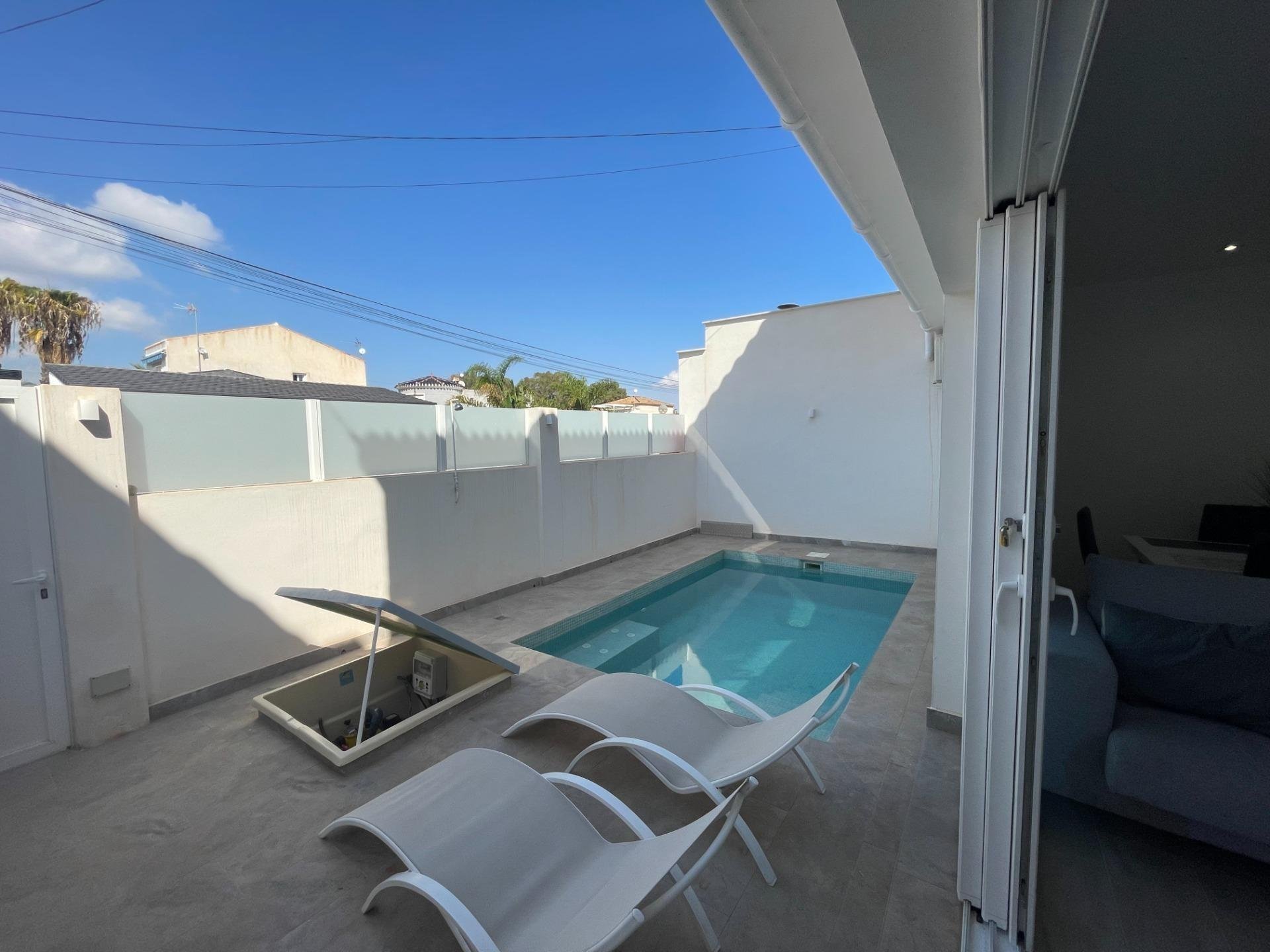 Bungalowi Cabo Roig, Alicante, Espanja 73 m2 No. 165933