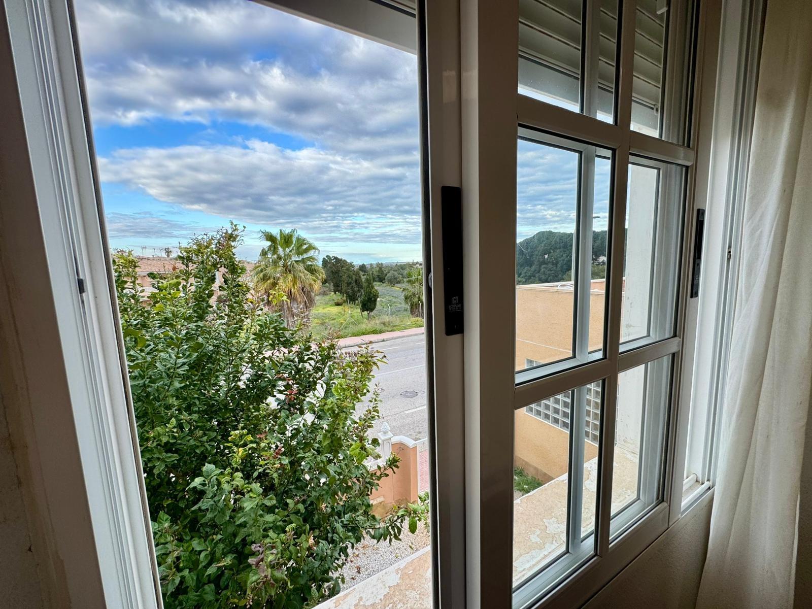 Appartamento a Torrevieja, Alicante, Spagna 3 camere da letto, 101 mq. N° 165929