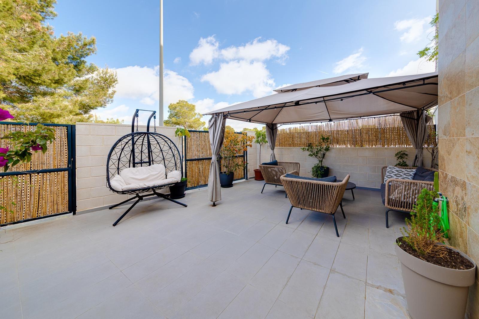 Townhouse à Villamartin, Alicante, Espagne 3 chambres, 134 m2 No. 189738