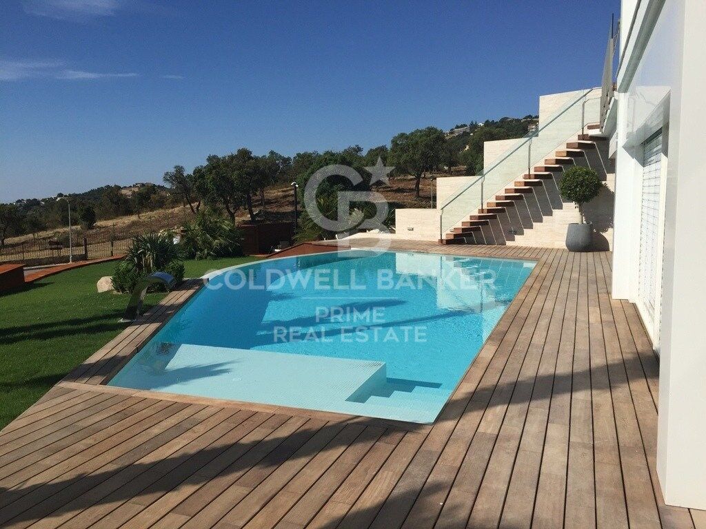 Villa à Castell-Platja d'Aro, Girona, Espagne 6 chambres, 900 m2 No. 160412