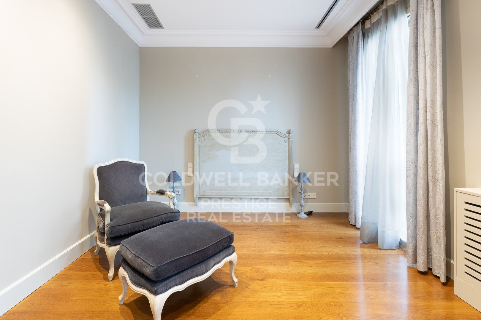 Apartment in Barcelona, Spain 3 bedrooms, 226 sq.m. No. 160414