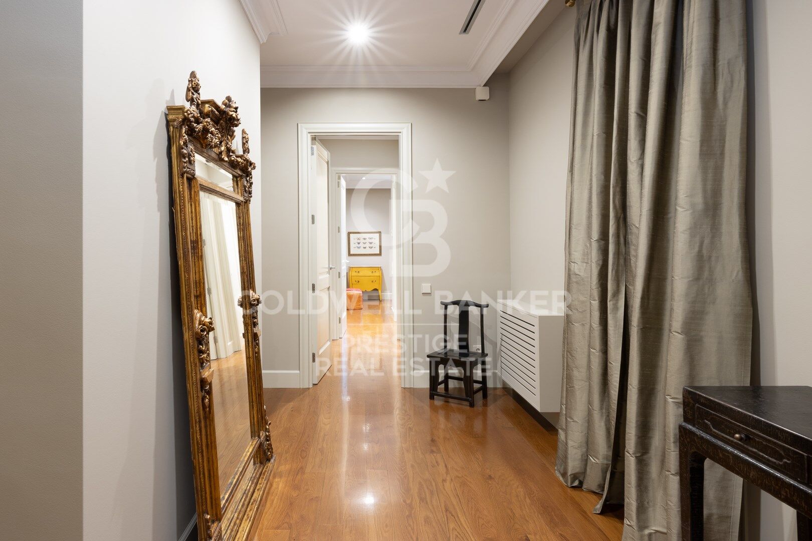 Apartment in Barcelona, Spain 3 bedrooms, 226 sq.m. No. 160414