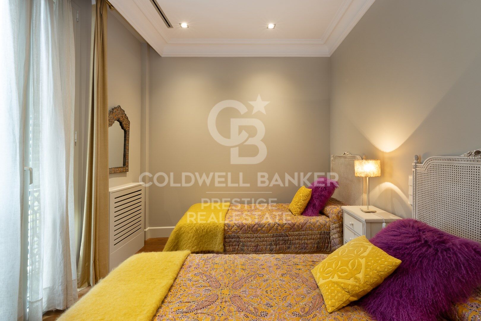 Apartment in Barcelona, Spain 3 bedrooms, 226 sq.m. No. 160414