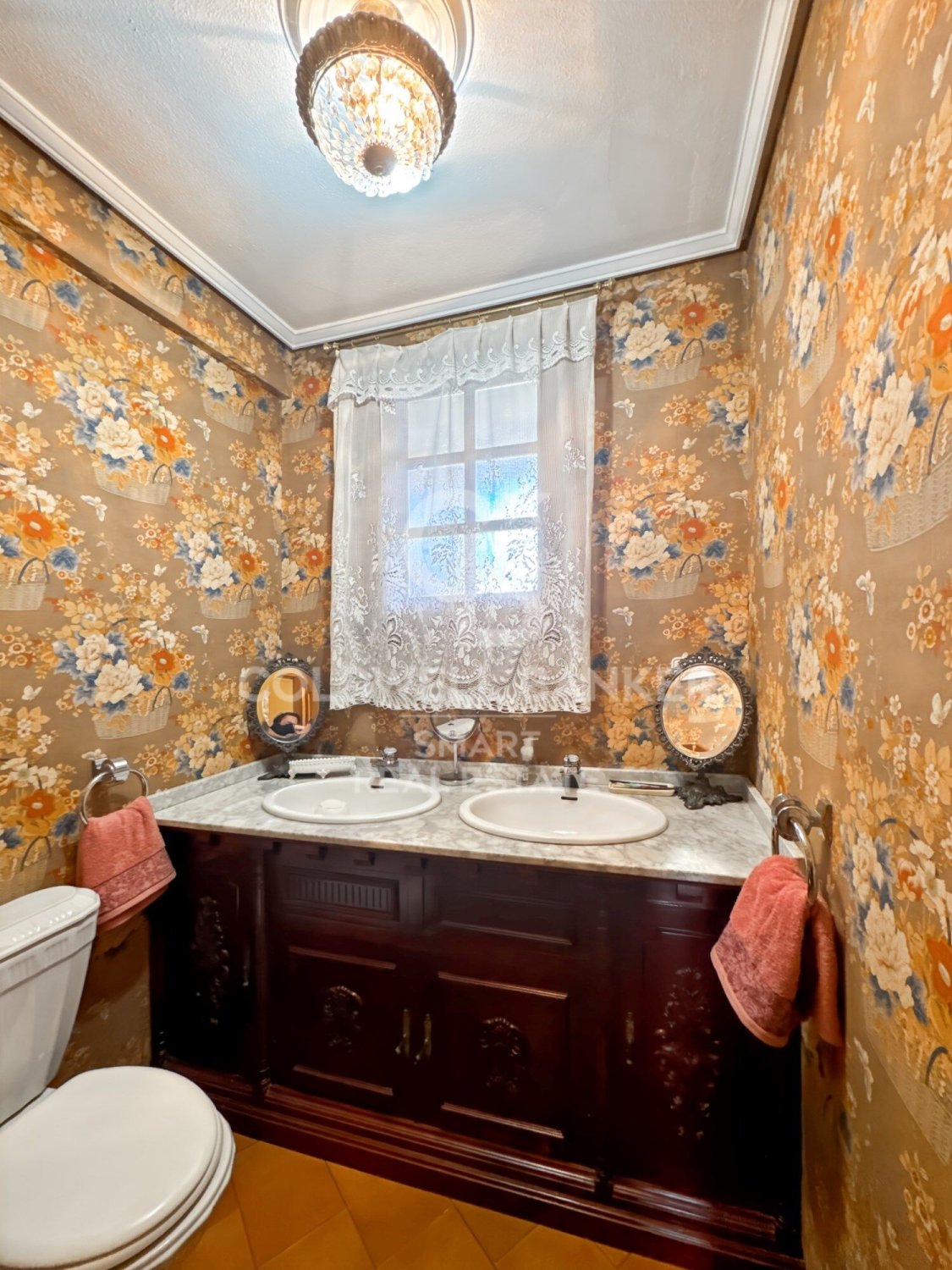 Talo Oleiros, A Coruna, Espanja 7 makuuhuonetta, 400 m2 No. 160415