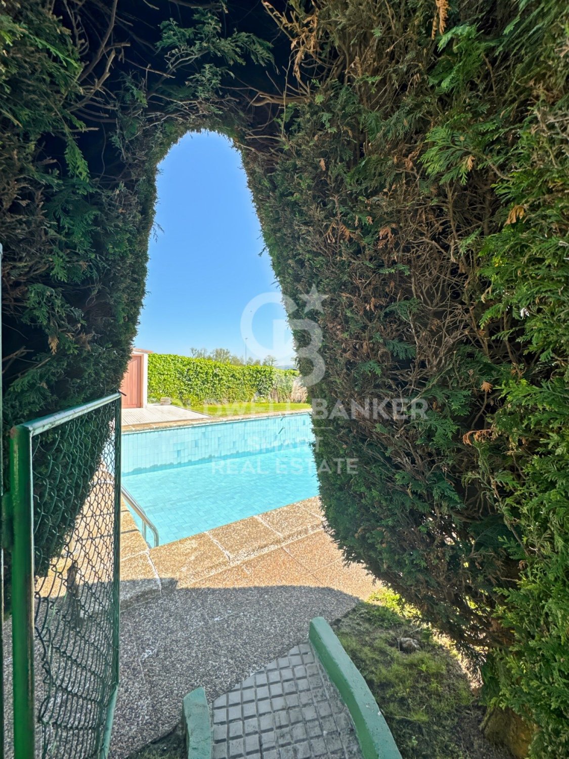 Talo Oleiros, A Coruna, Espanja 7 makuuhuonetta, 400 m2 No. 160415