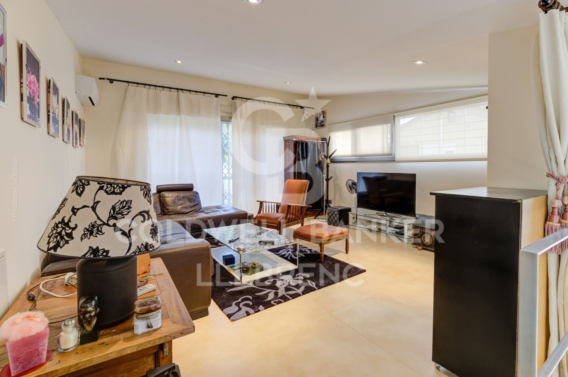 House à Barcelona, Espagne 7 chambres, 570 m2 No. 160416