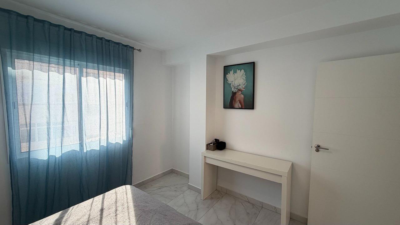 Apartamento en Torrevieja, Alicante, España 3 dormitorios, 107 m2 No. 165820