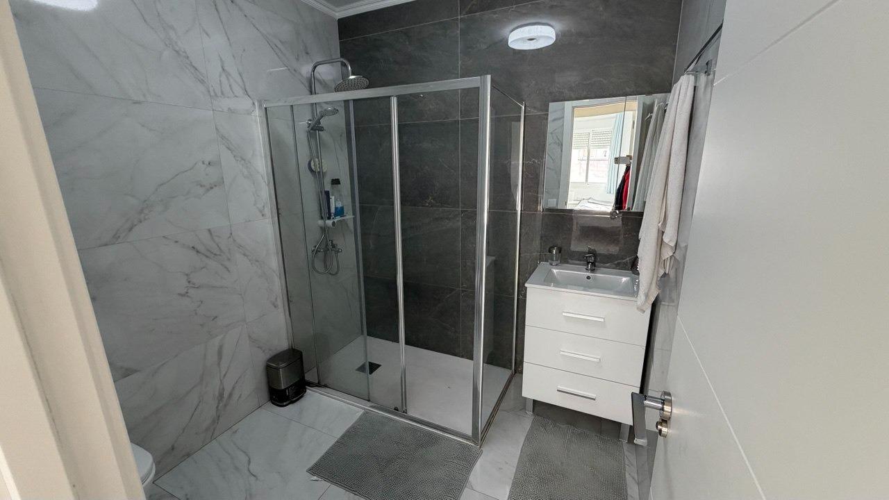 Apartamento en Torrevieja, Alicante, España 3 dormitorios, 107 m2 No. 165820