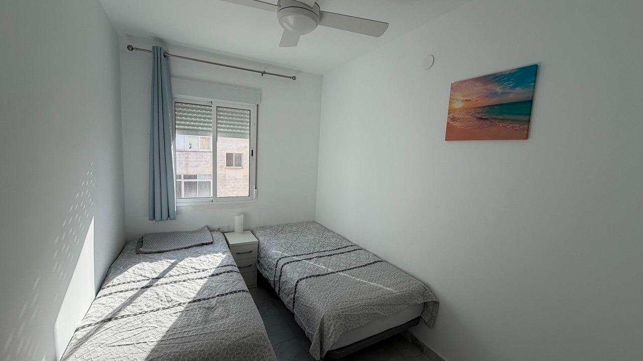 Apartamento en Torrevieja, Alicante, España 3 dormitorios, 107 m2 No. 165820