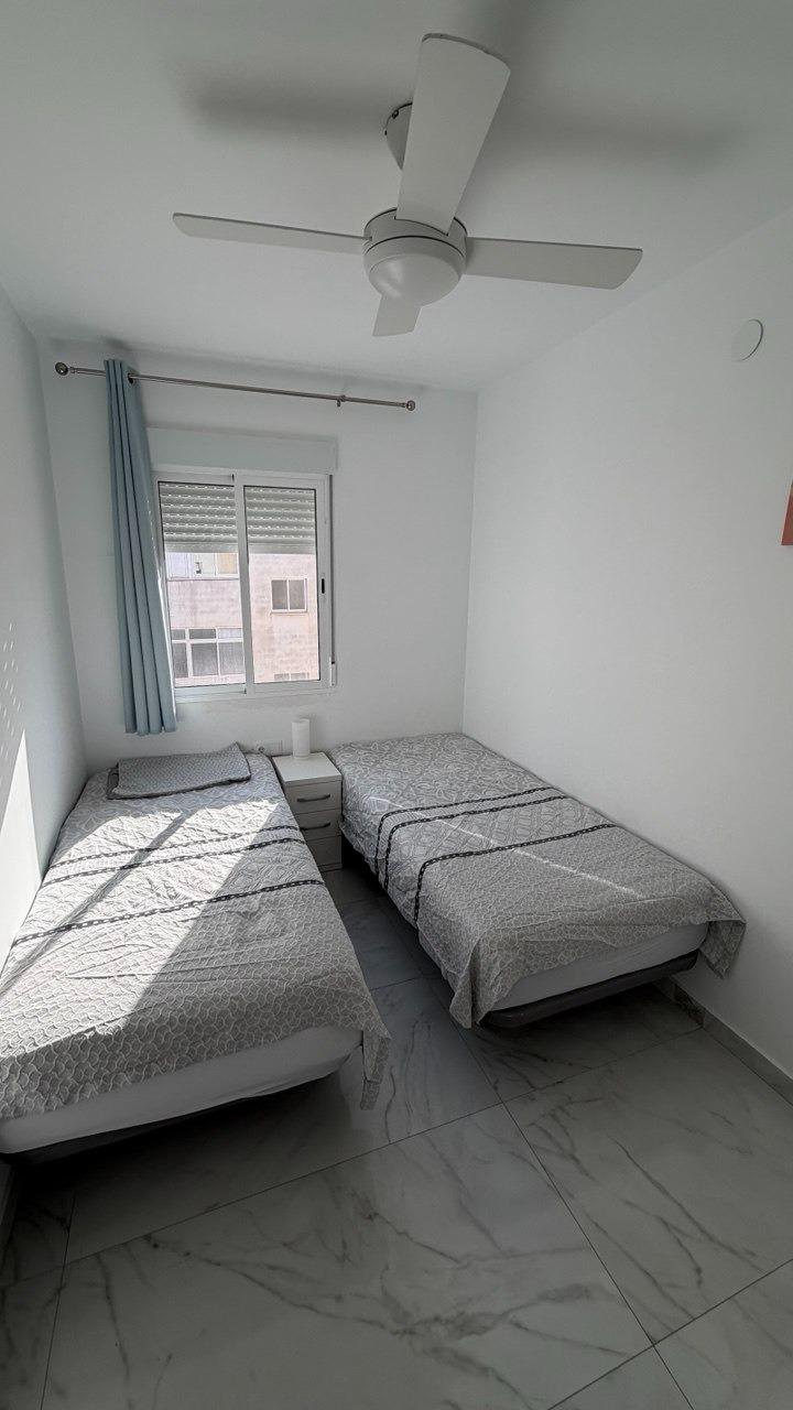 Apartamento en Torrevieja, Alicante, España 3 dormitorios, 107 m2 No. 165820