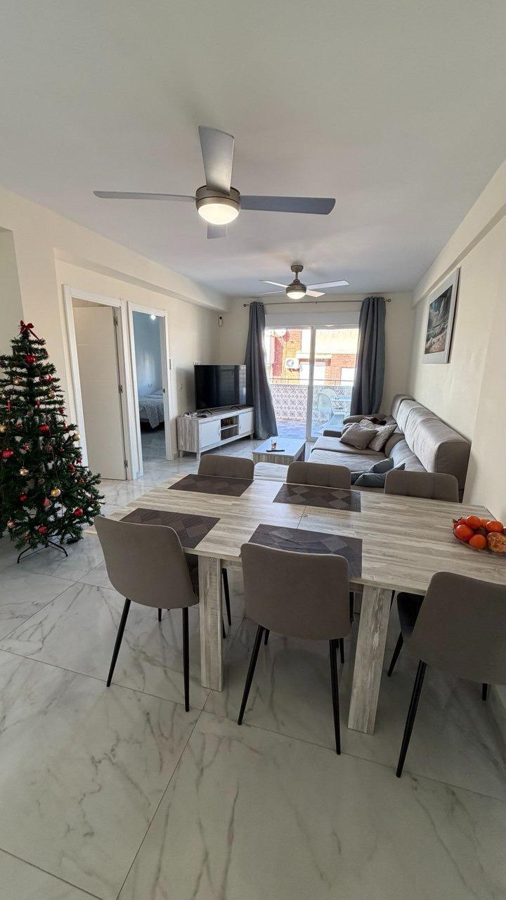 Apartamento en Torrevieja, Alicante, España 3 dormitorios, 107 m2 No. 165820
