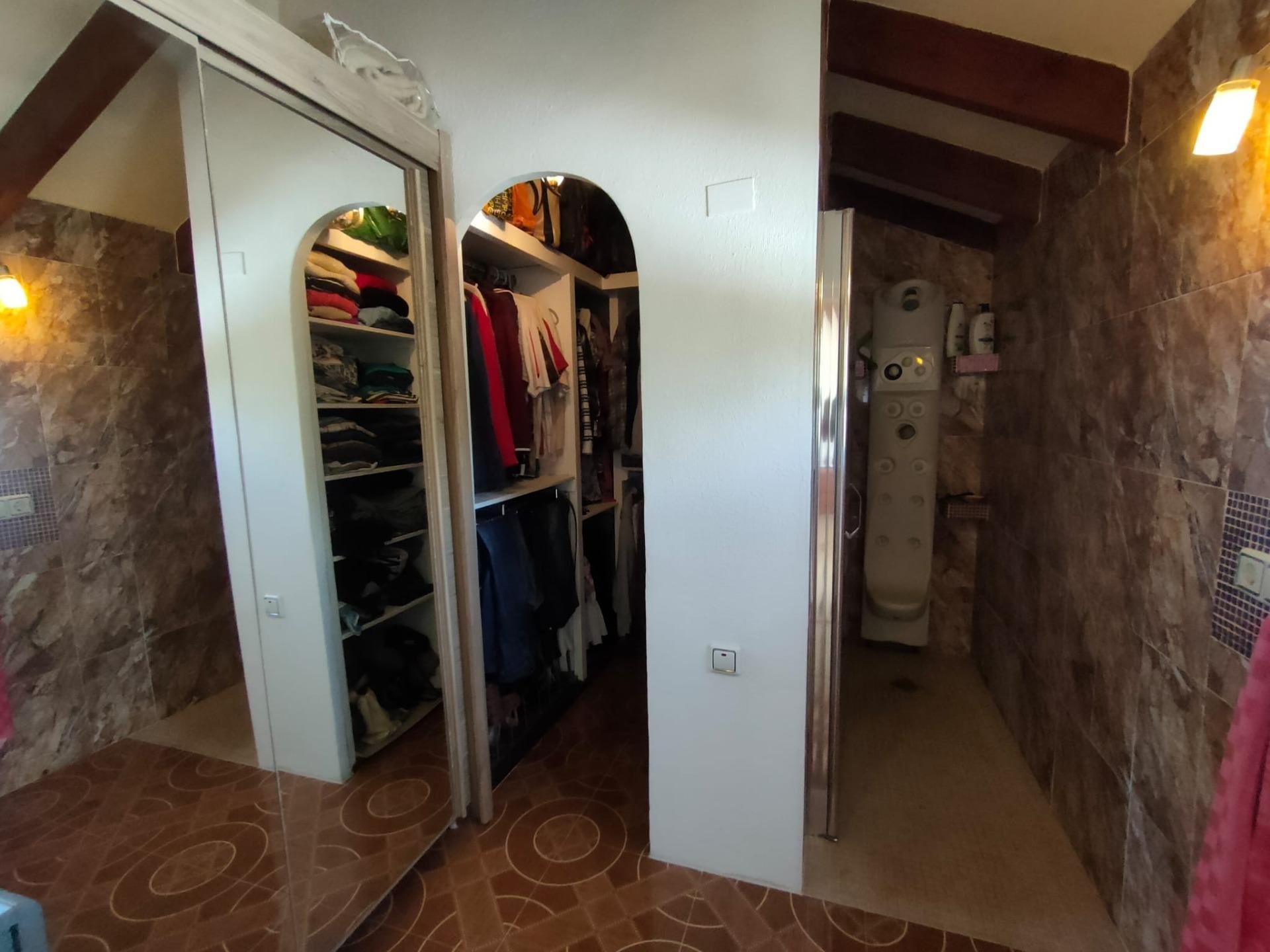 House à Alicante, Espagne 209 m2 No. 165817