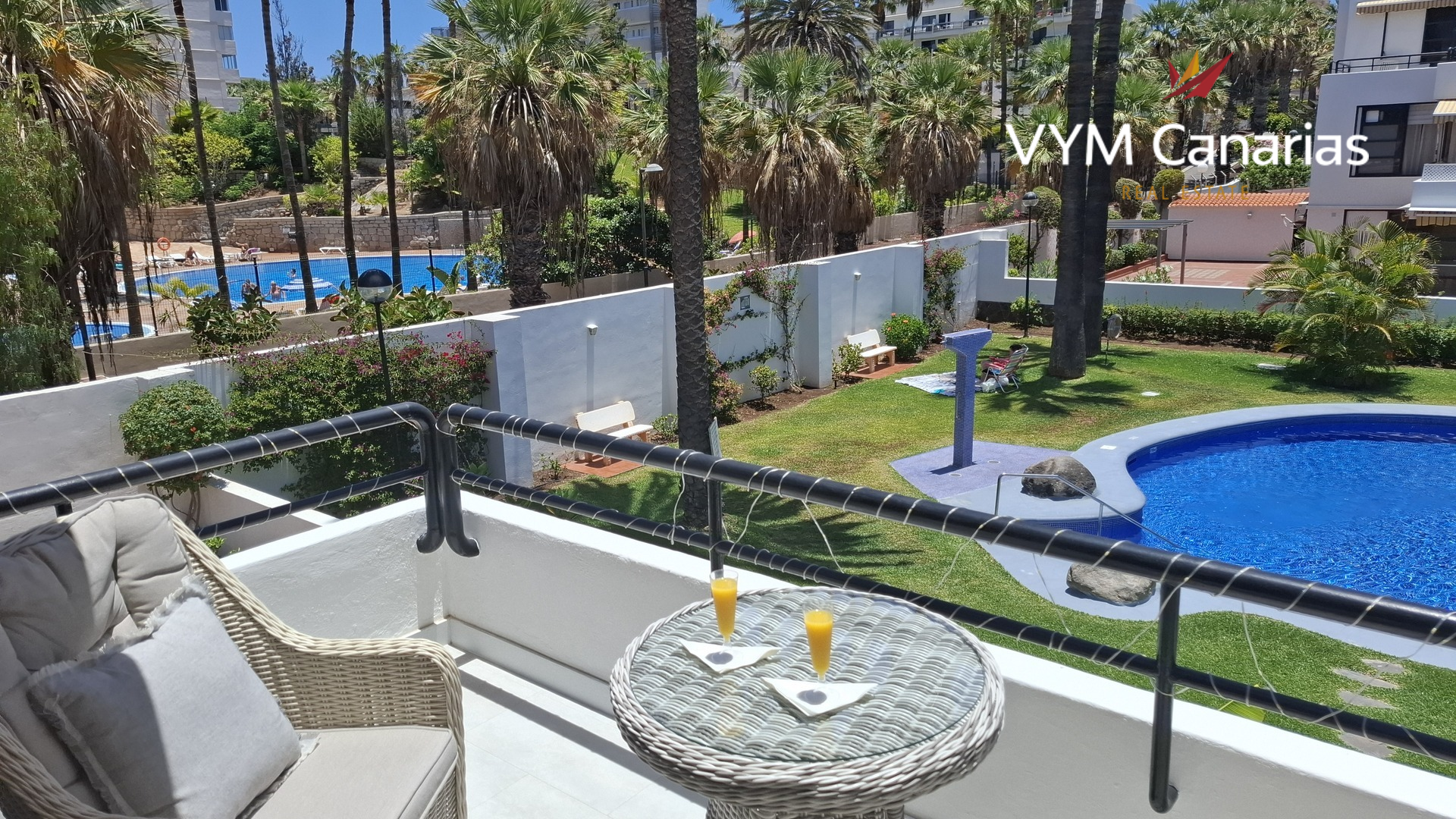 Apartamento en Playa de las Américas, Tenerife, España 2 dormitorios, 64 m2 No. 164392