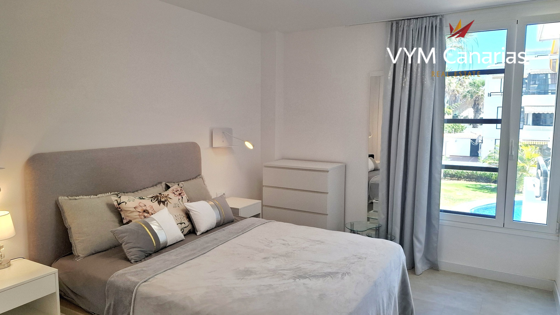 Apartamento en Playa de las Américas, Tenerife, España 2 dormitorios, 64 m2 No. 164392