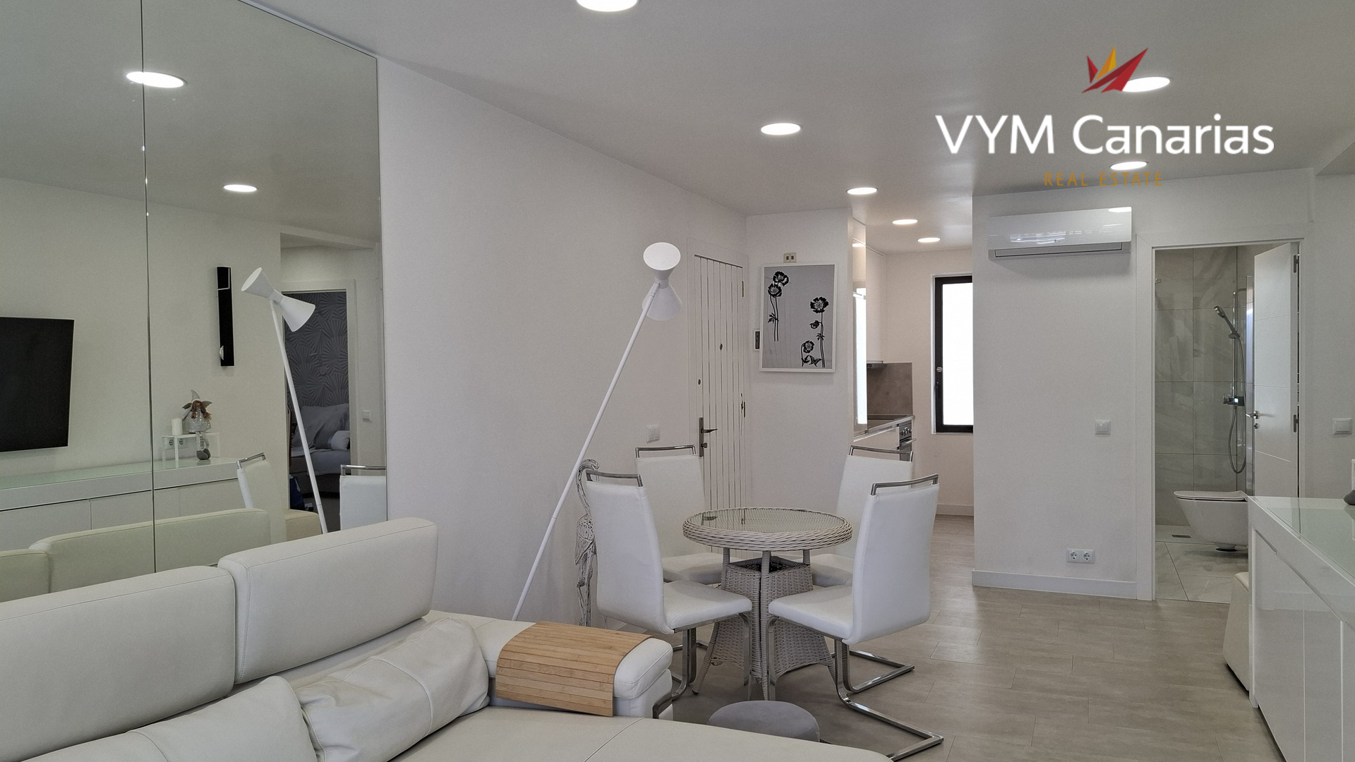 Apartamento en Playa de las Américas, Tenerife, España 2 dormitorios, 64 m2 No. 164392