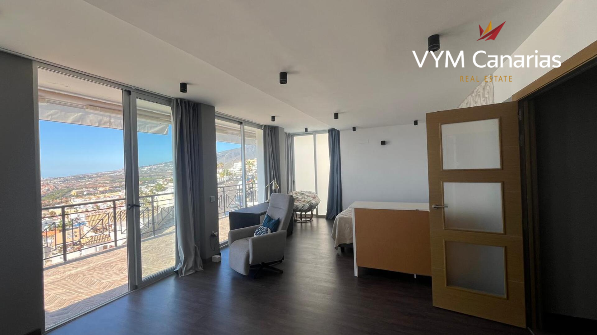 Huvila San Eugenio, Tenerife, Espanja 4 makuuhuonetta, 119 m2 No. 164387