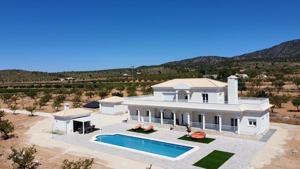 Willa w Pinoso, Alicante, Hiszpania 6 sypialni, 270 mkw. nr 142337