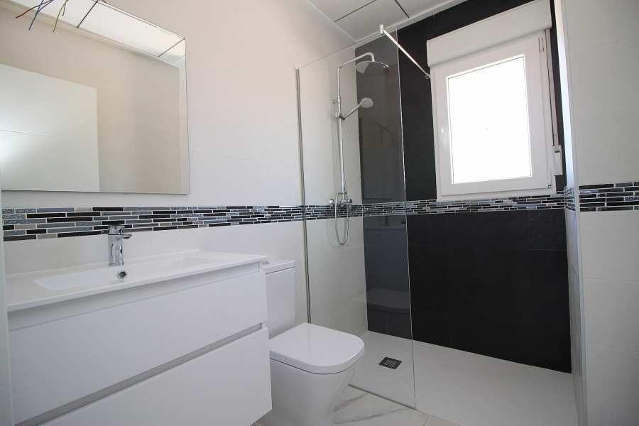 Villa à Pinoso, Alicante, Espagne 4 chambres, 245 m2 No. 142336