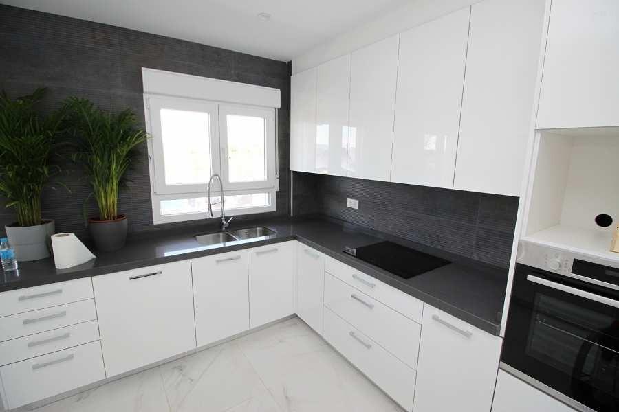 Villa à Pinoso, Alicante, Espagne 4 chambres, 245 m2 No. 142336