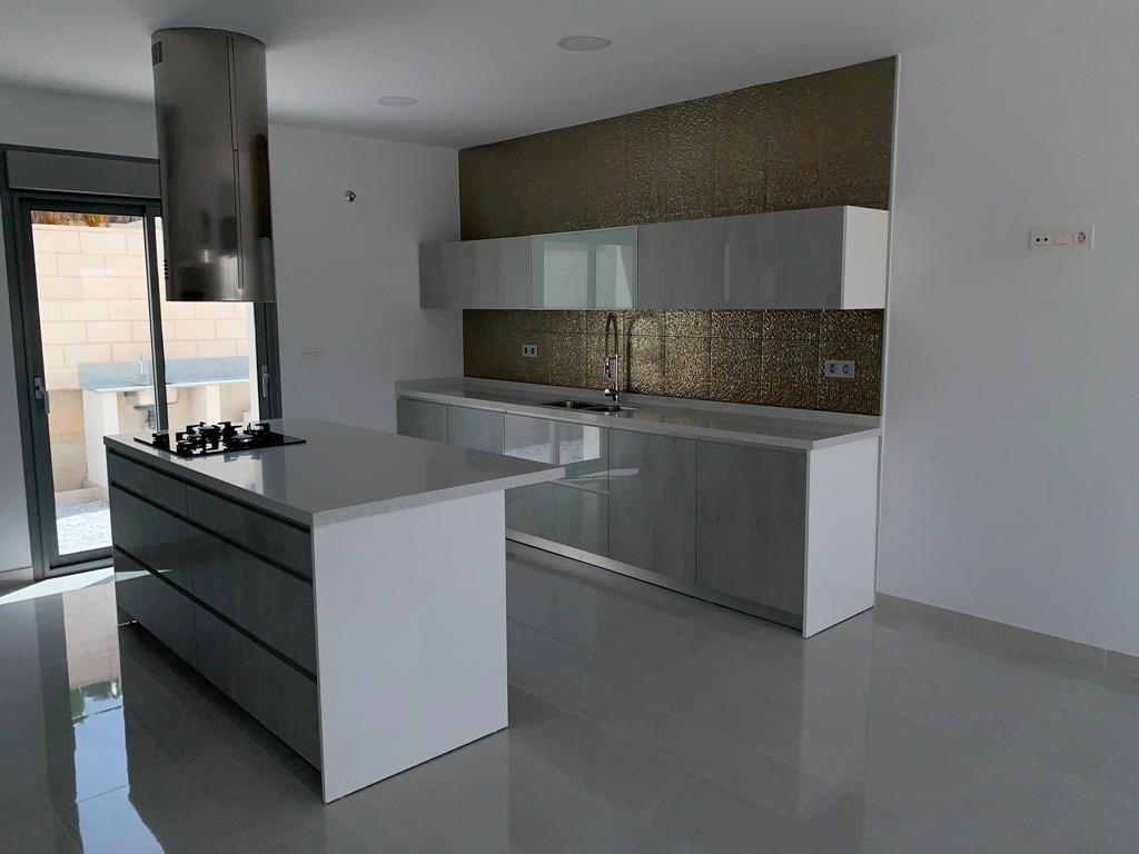 Villa in Pinoso, Alicante, Spain 4 bedrooms, 165 sq.m. No. 142339