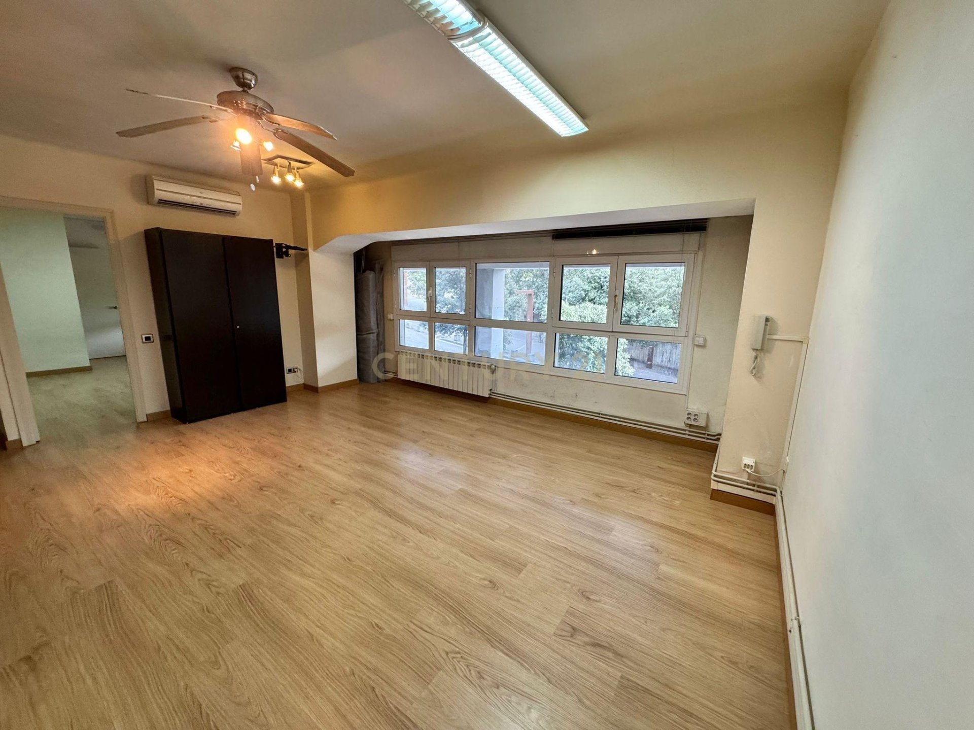Office in Manresa, Barcelona, Spain 2 bedrooms, 65.44 sq.m. No. 191281
