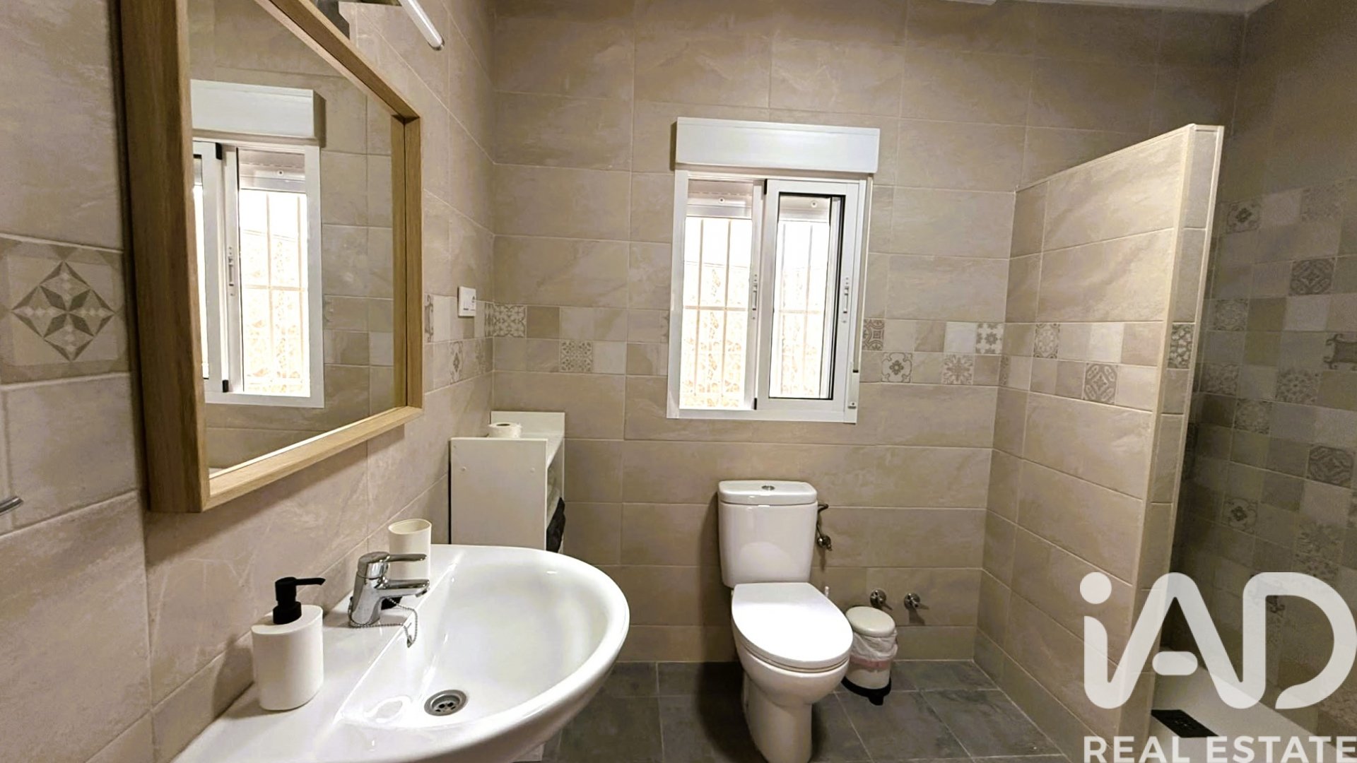 Сasa en Tarifa, Cádiz, España 7 dormitorios, 220 m2 No. 173096