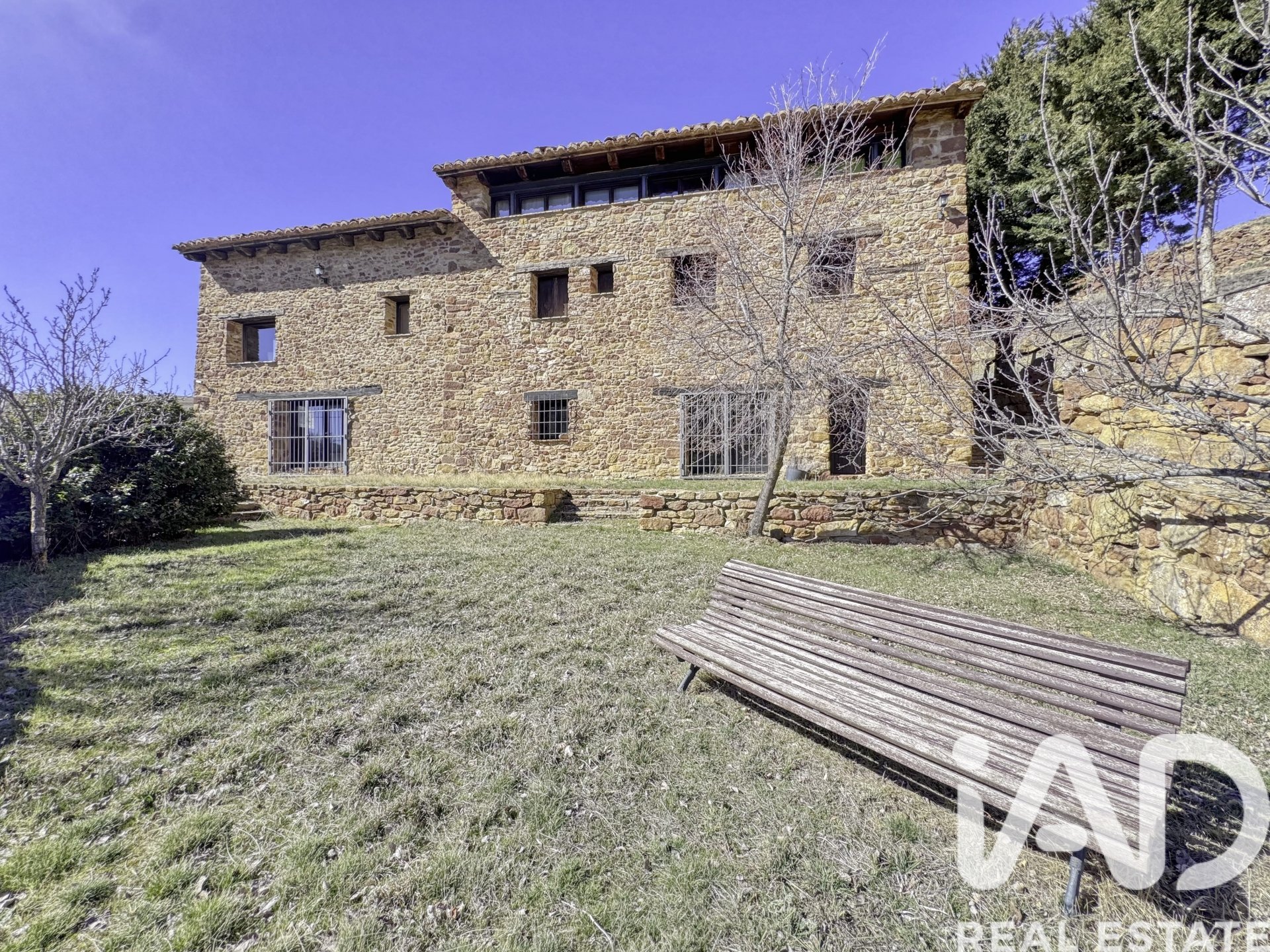 Propiedad comercial en Teruel, España 1391 m2 No. 172982