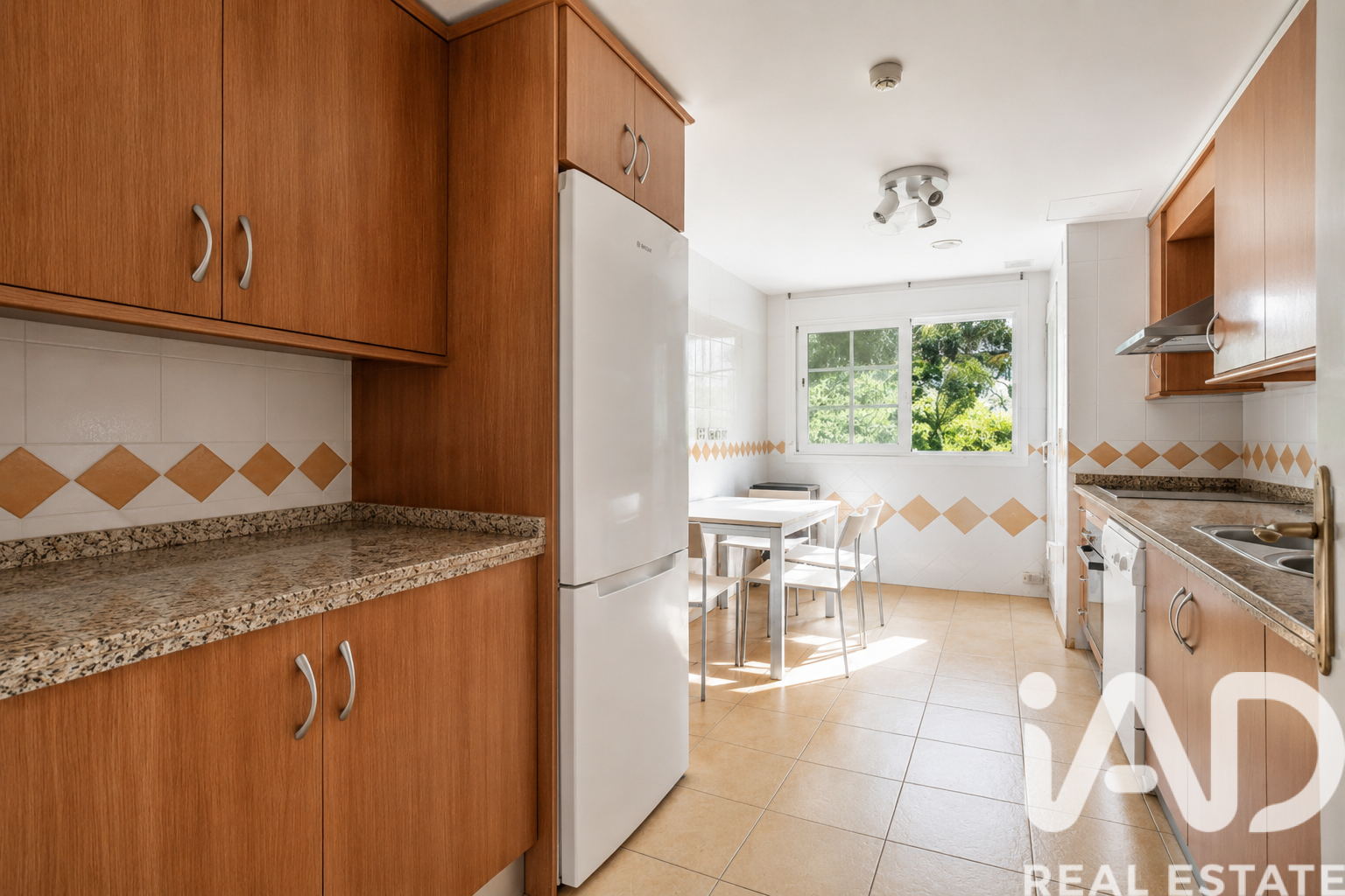Apartment à Marbella, Malaga, Espagne 2 chambres, 143 m2 No. 172983