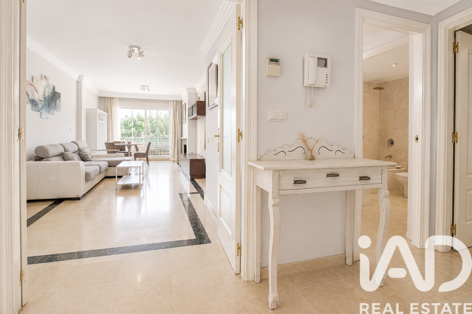 Apartment à Marbella, Malaga, Espagne 2 chambres, 143 m2 No. 172983