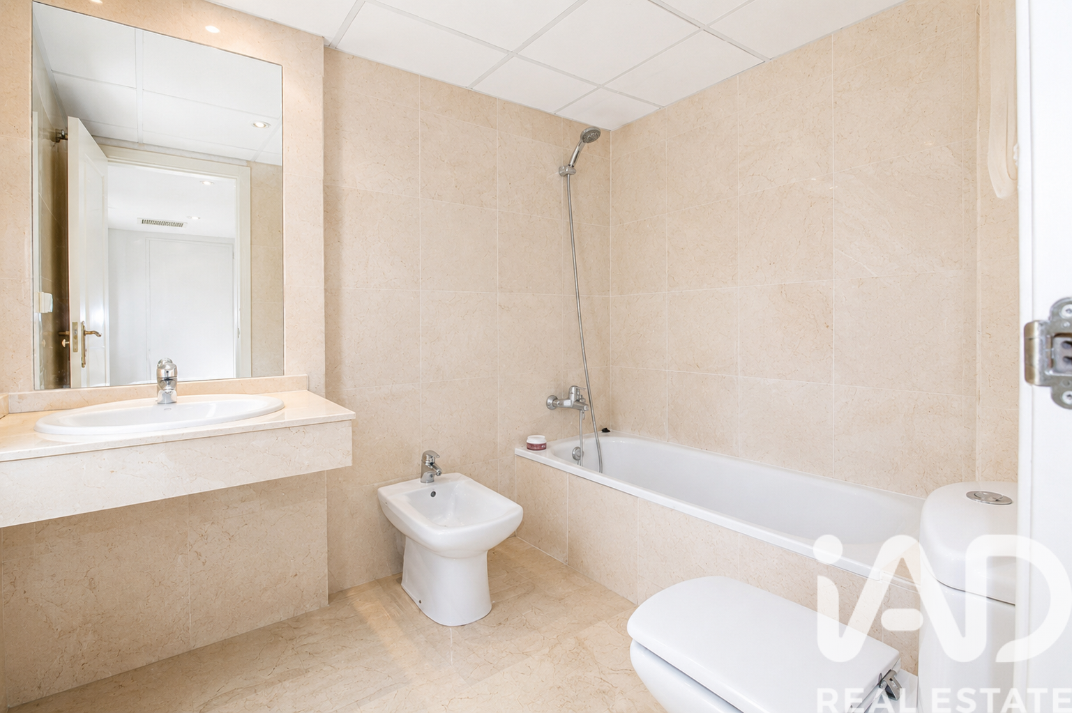 Apartment à Marbella, Malaga, Espagne 2 chambres, 143 m2 No. 172983