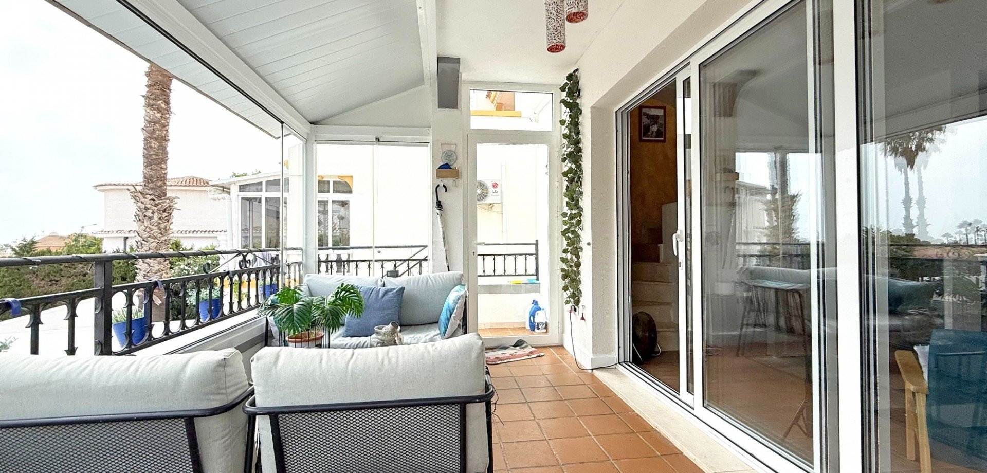 Villa à Alicante, Espagne 3 chambres, 96 m2 No. 190053