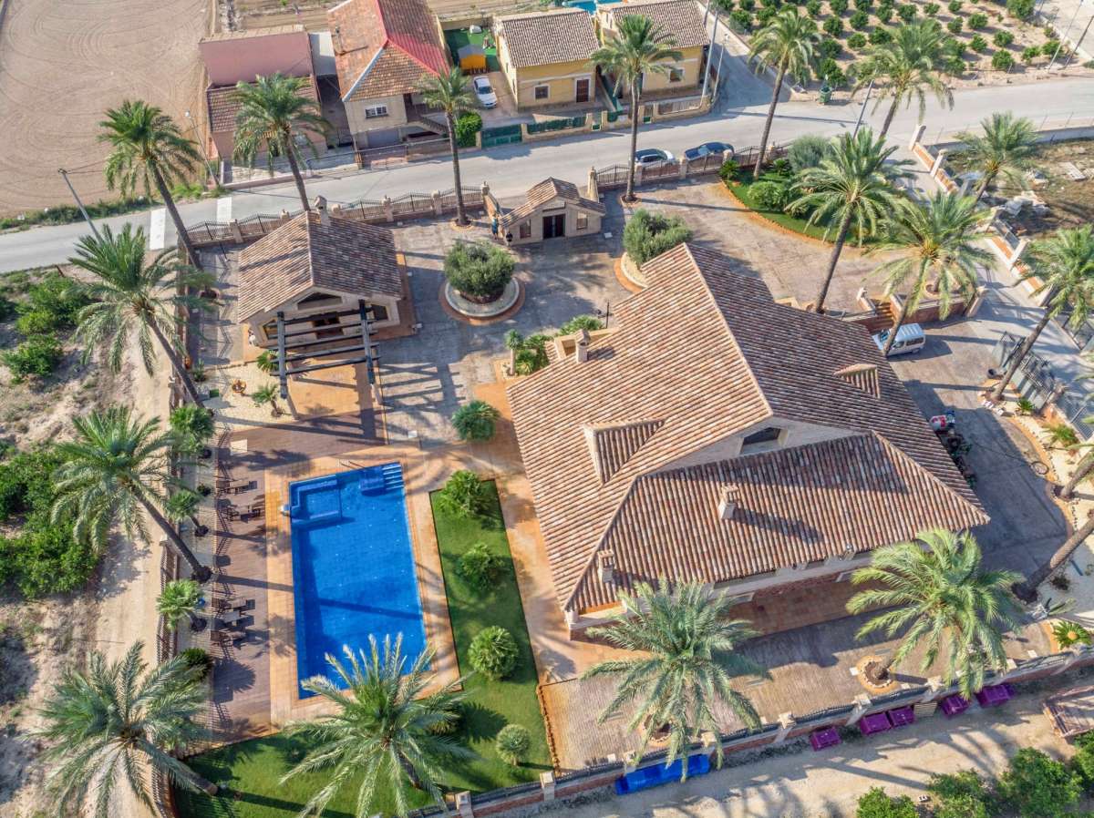 Villa à Alicante, Espagne 4 chambres, 837 m2 No. 190051