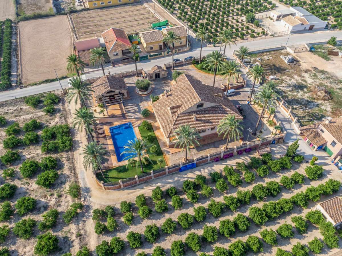 Villa à Alicante, Espagne 4 chambres, 837 m2 No. 190051