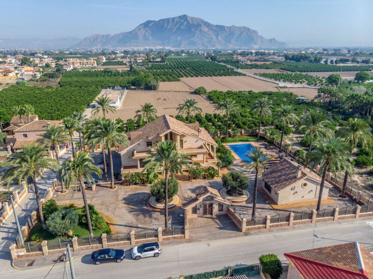 Villa à Alicante, Espagne 4 chambres, 837 m2 No. 190051