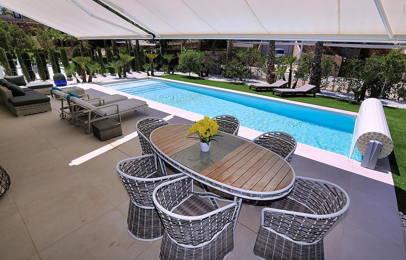 Villa in Dehesa De Campoamor, Alicante, Spain 4 bedrooms,  No. 133297