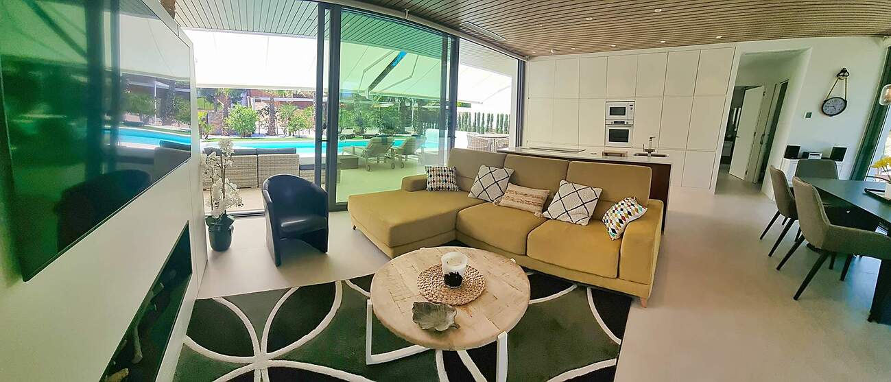 Villa in Dehesa De Campoamor, Alicante, Spain 4 bedrooms,  No. 133297