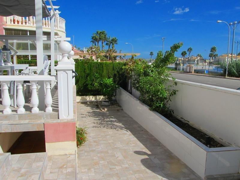 Huvila Torrevieja, Alicante, Espanja 3 makuuhuonetta, 120 m2 No. 164450