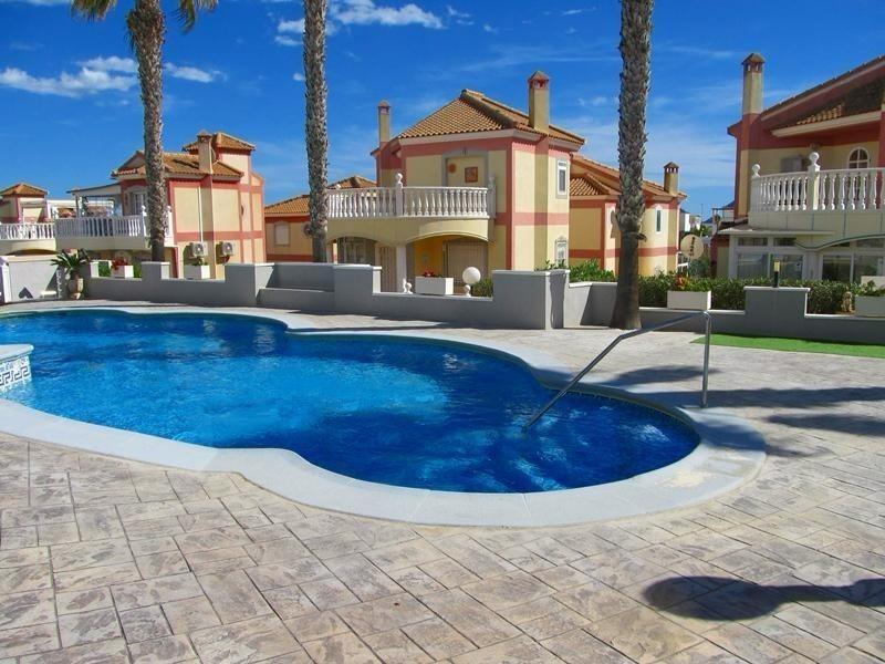 Huvila Torrevieja, Alicante, Espanja 3 makuuhuonetta, 120 m2 No. 164450