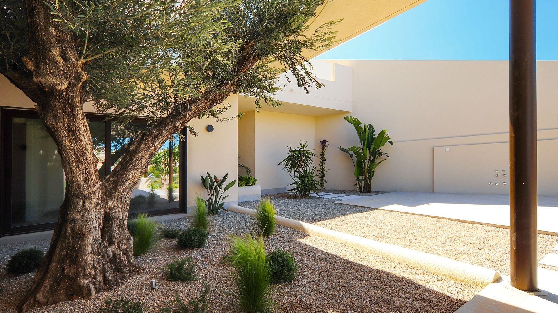 Villa i La Marina, Alicante, Spanien 4 sovrum, 305 kvm. Nr. 179489