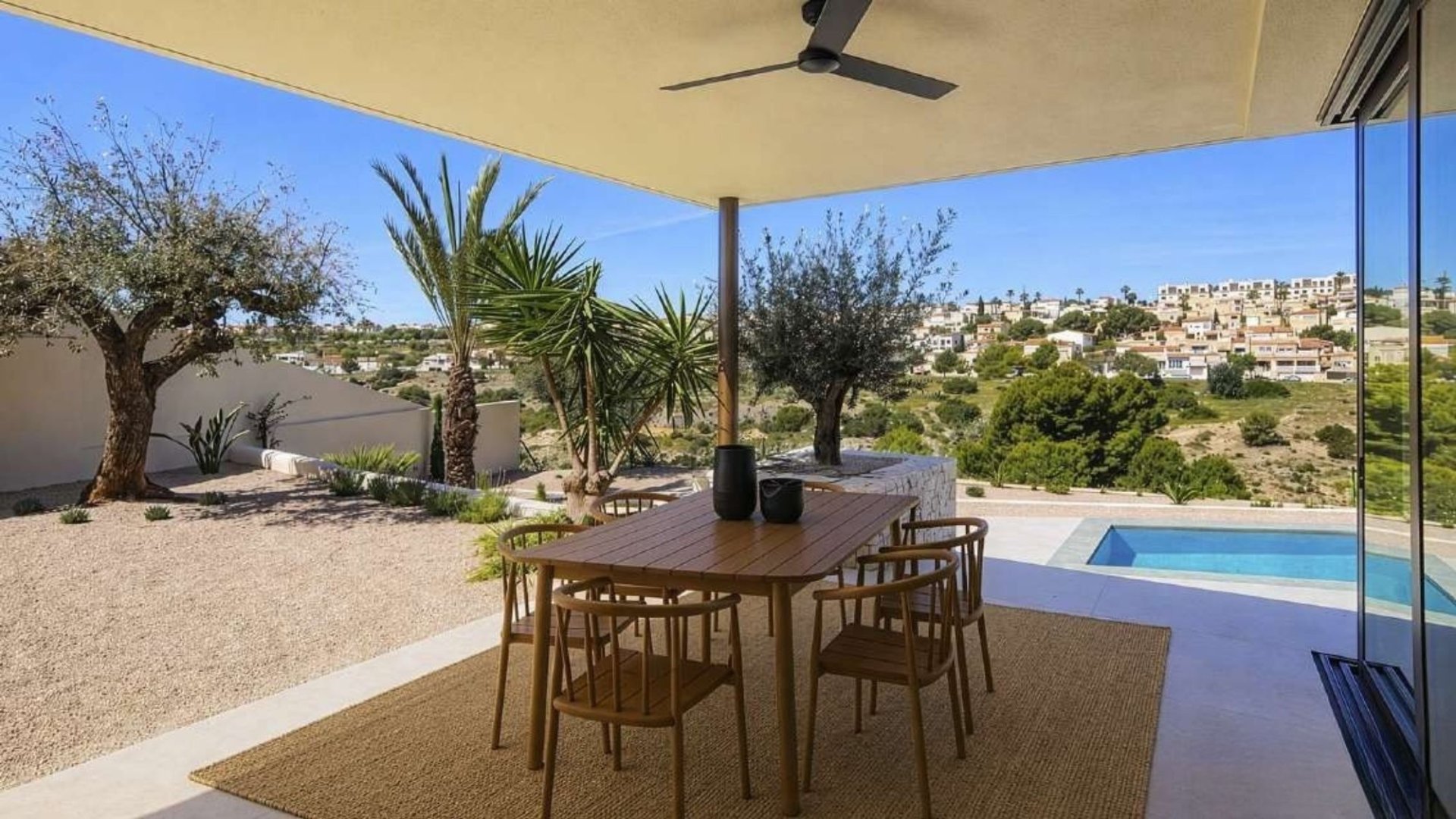 Villa a La Marina, Alicante, Spagna 4 camere da letto, 350 mq. N° 192478