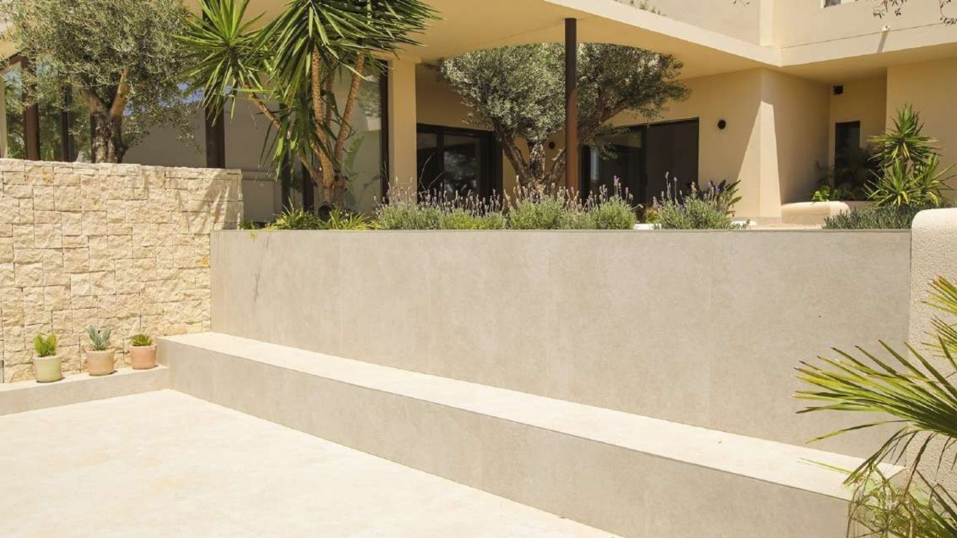 Villa a La Marina, Alicante, Spagna 4 camere da letto, 350 mq. N° 192478