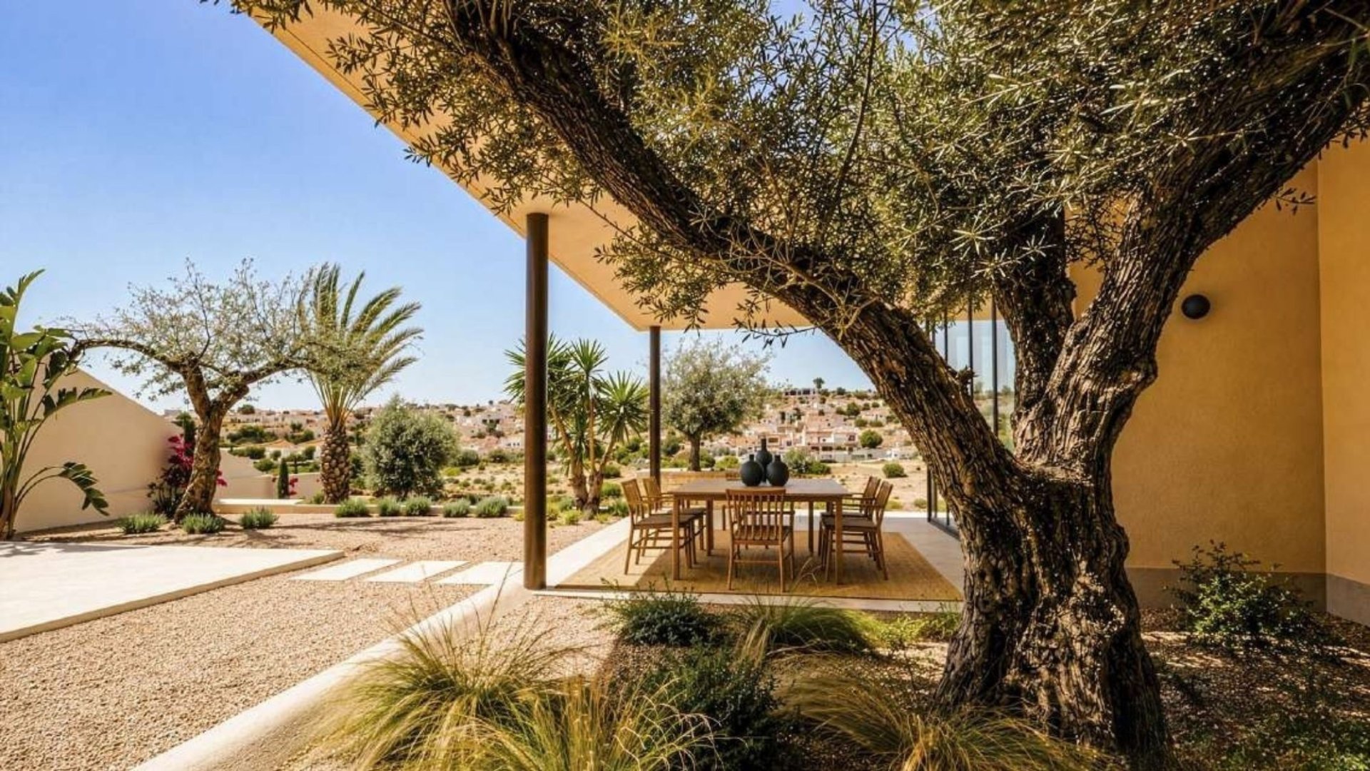 Villa a La Marina, Alicante, Spagna 4 camere da letto, 350 mq. N° 192478