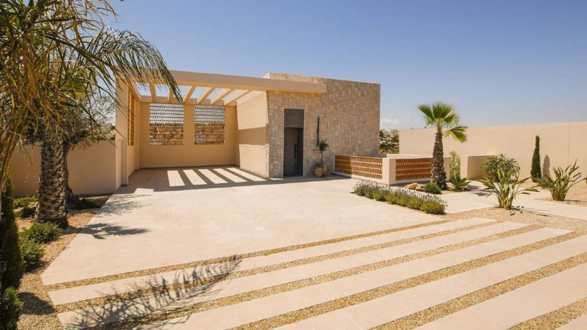 Villa a La Marina, Alicante, Spagna 4 camere da letto, 350 mq. N° 192478