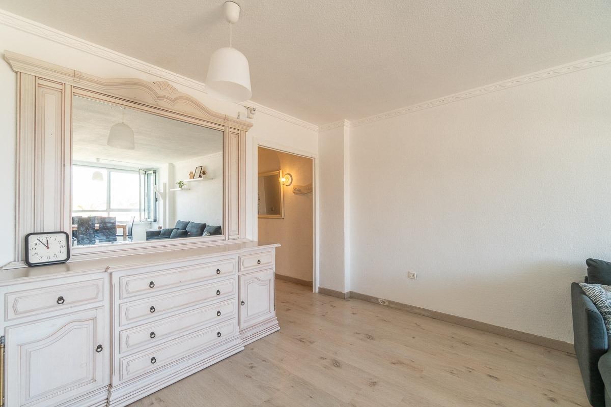 Appartamento a Punta Prima, Alicante, Spagna 2 camere da letto, 73 mq. N° 192480