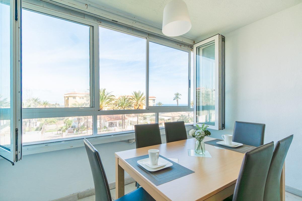 Appartamento a Punta Prima, Alicante, Spagna 2 camere da letto, 73 mq. N° 192480