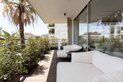 Apartament w Barcelona, Hiszpania 4 sypialnie, 289 mkw. nr 160247