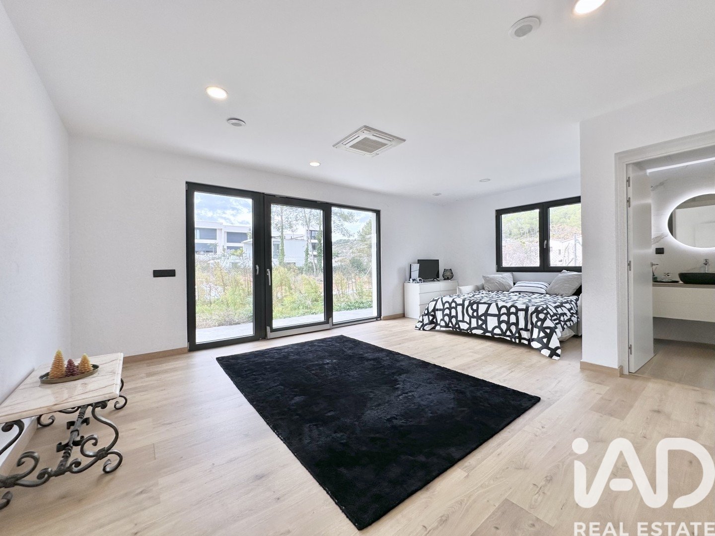 House in Sant Pere de Ribes, Barcelona, Spanien 4 Schlafzimmer, 328 m2 Nr. 172842