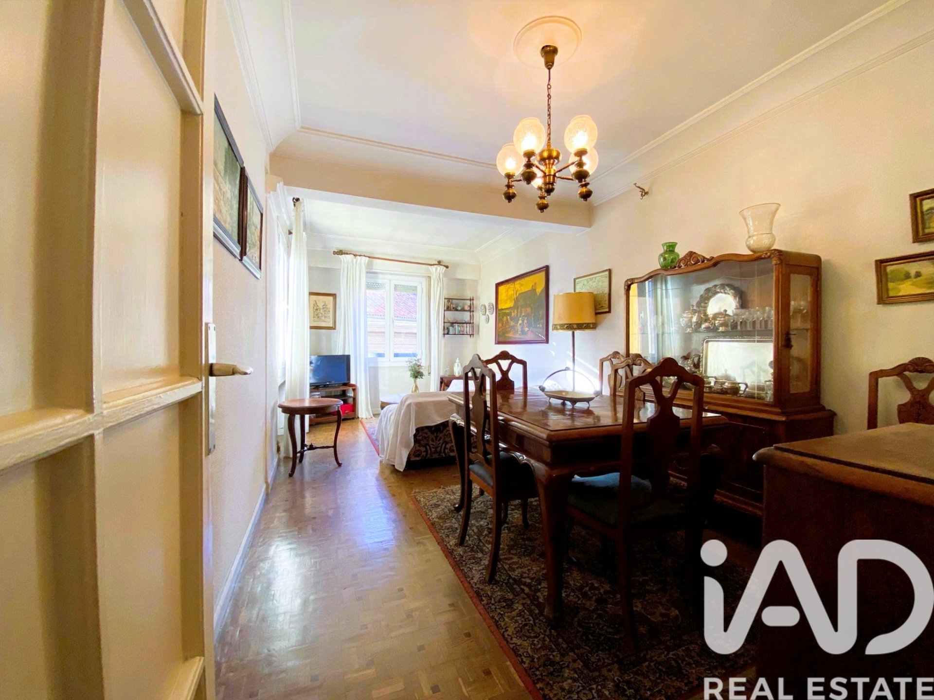 Apartment in Madrid, Spain 3 bedrooms, 118 sq.m. No. 173140