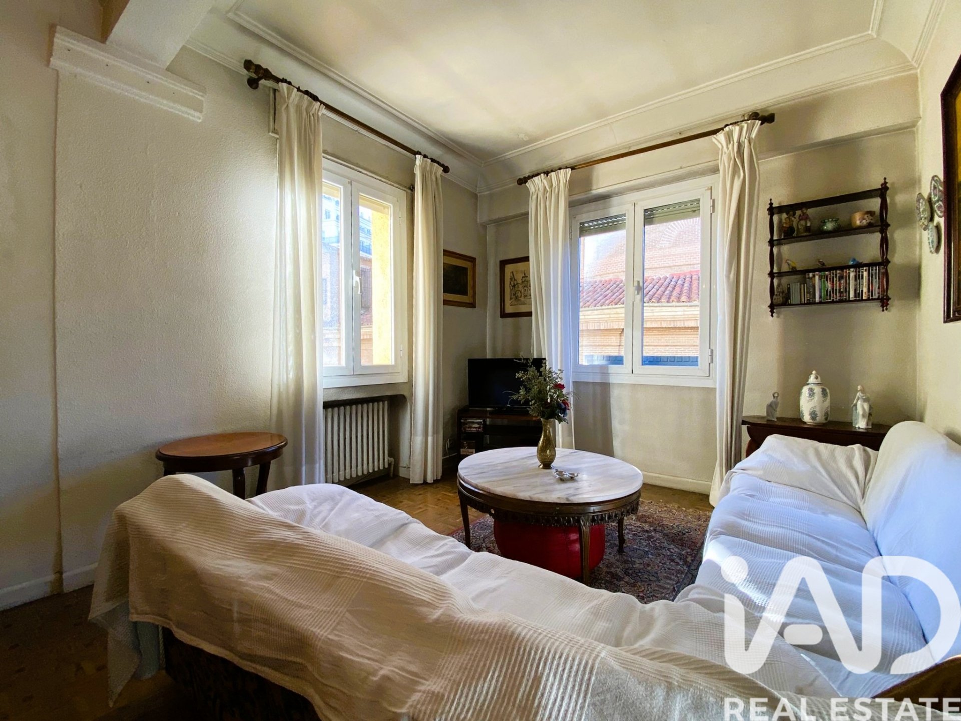 Apartment in Madrid, Spain 3 bedrooms, 118 sq.m. No. 173140