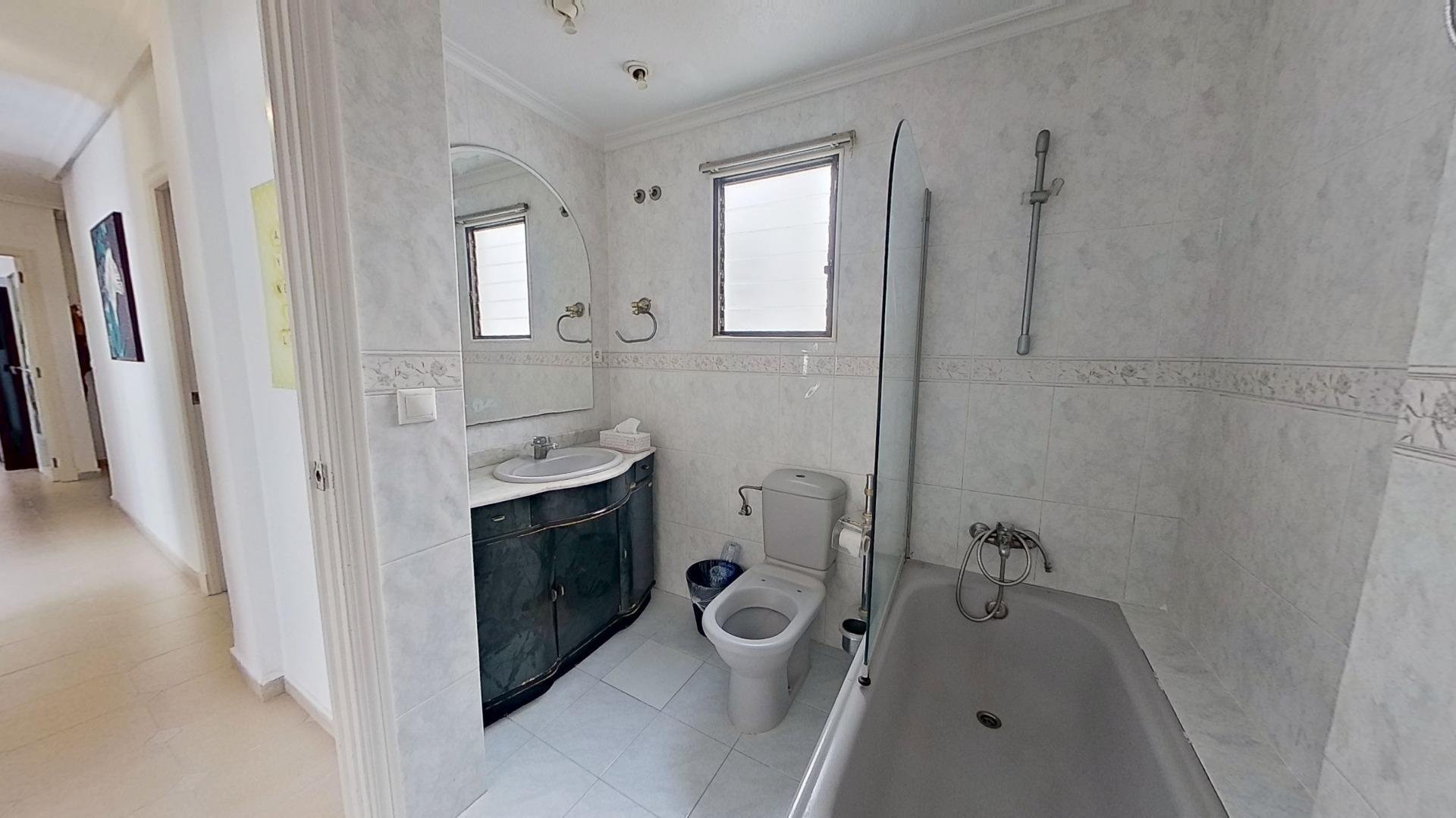 Wohnung in Torrevieja, Alicante, Spanien 4 Schlafzimmer, 117 m2 Nr. 182714